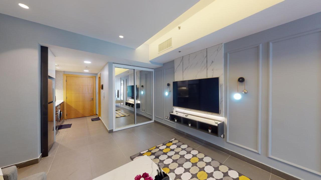 Al Fares Luxury Furnished Apartment-Damac Tower Экстерьер фото