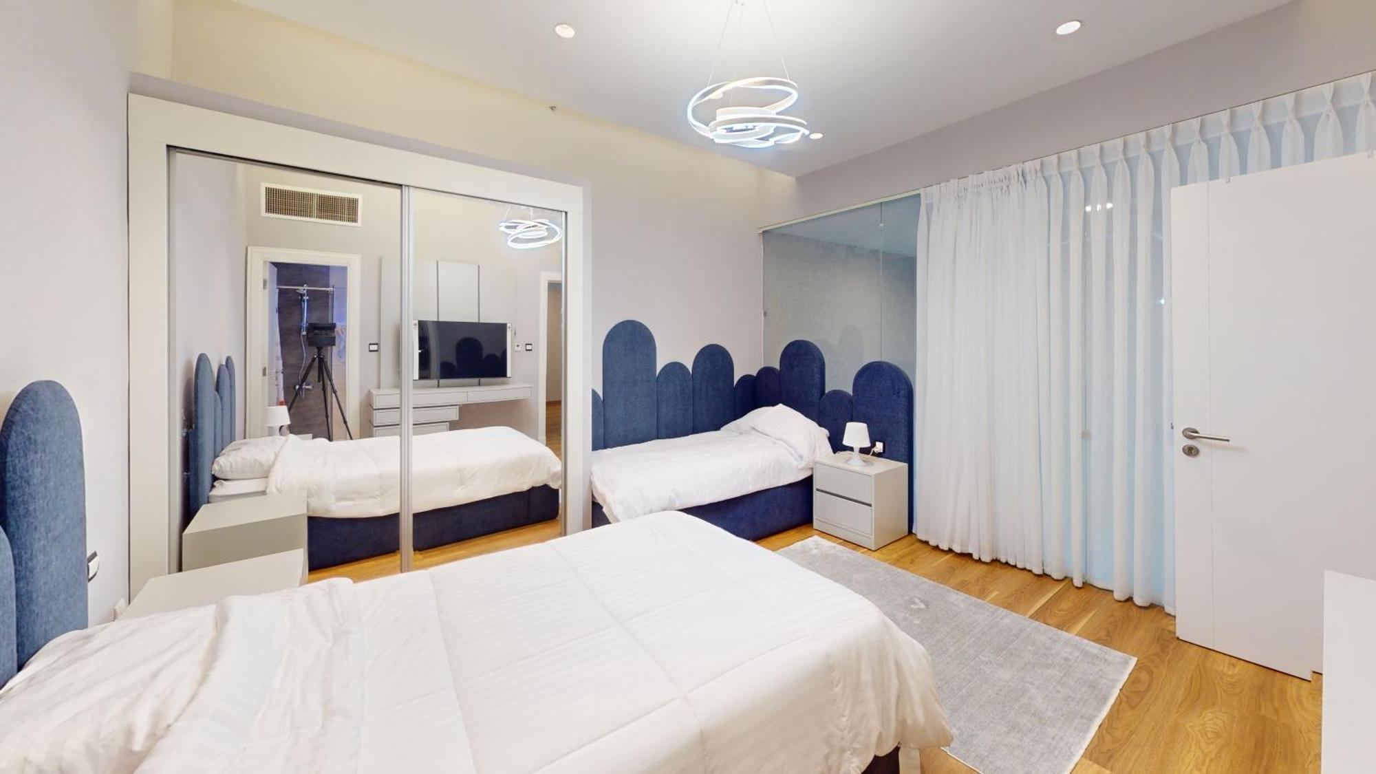 Al Fares Luxury Furnished Apartment-Damac Tower Экстерьер фото