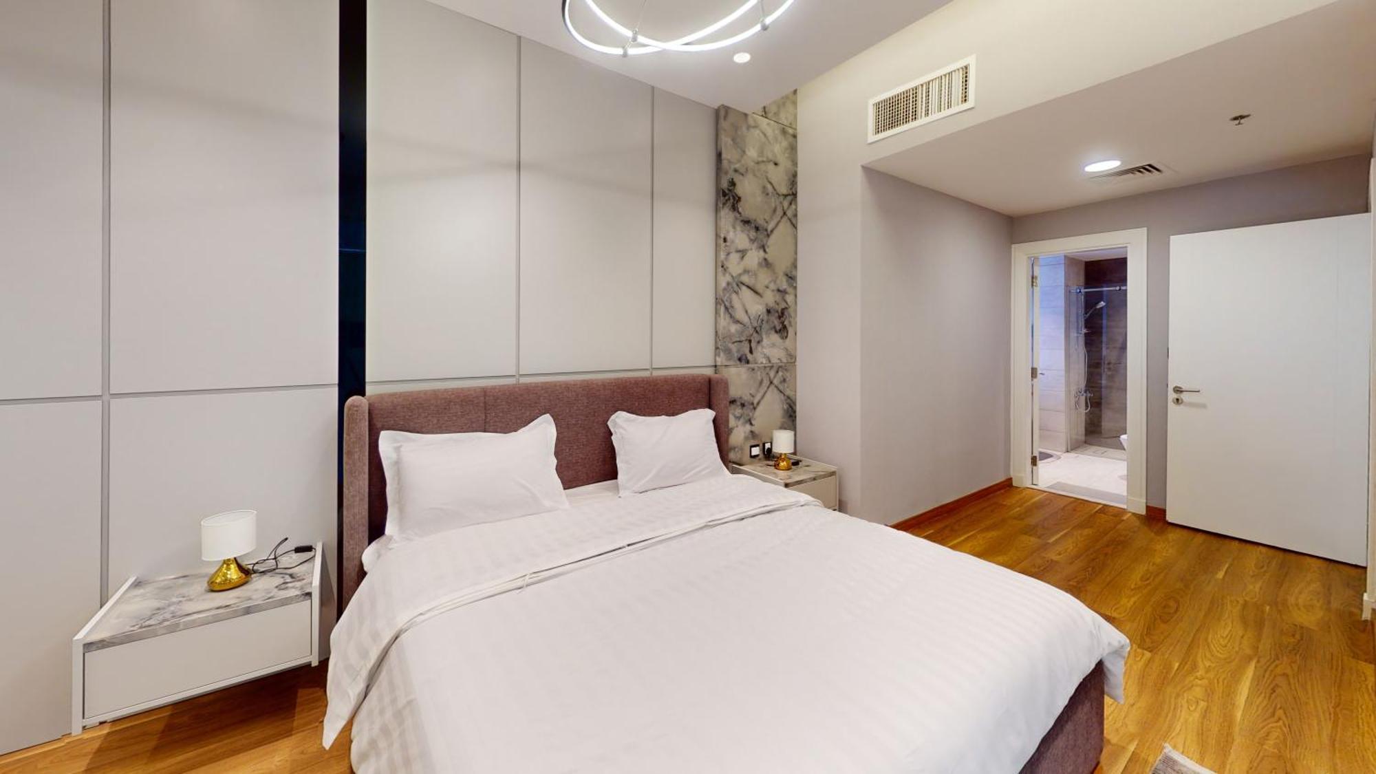 Al Fares Luxury Furnished Apartment-Damac Tower Экстерьер фото